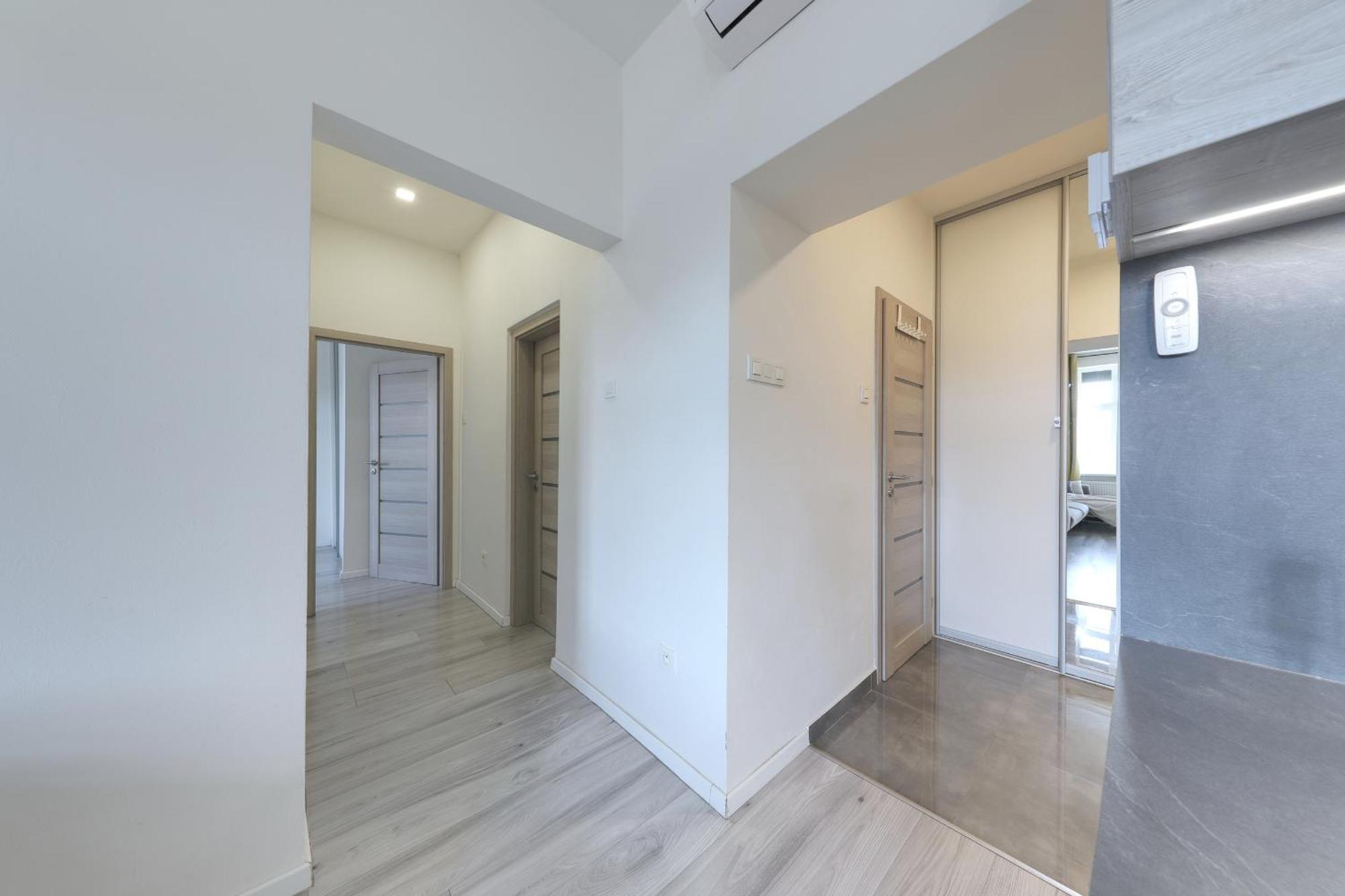 Lovely 2-Bedroom Apartment In Centre Of Bratislava Exterior photo